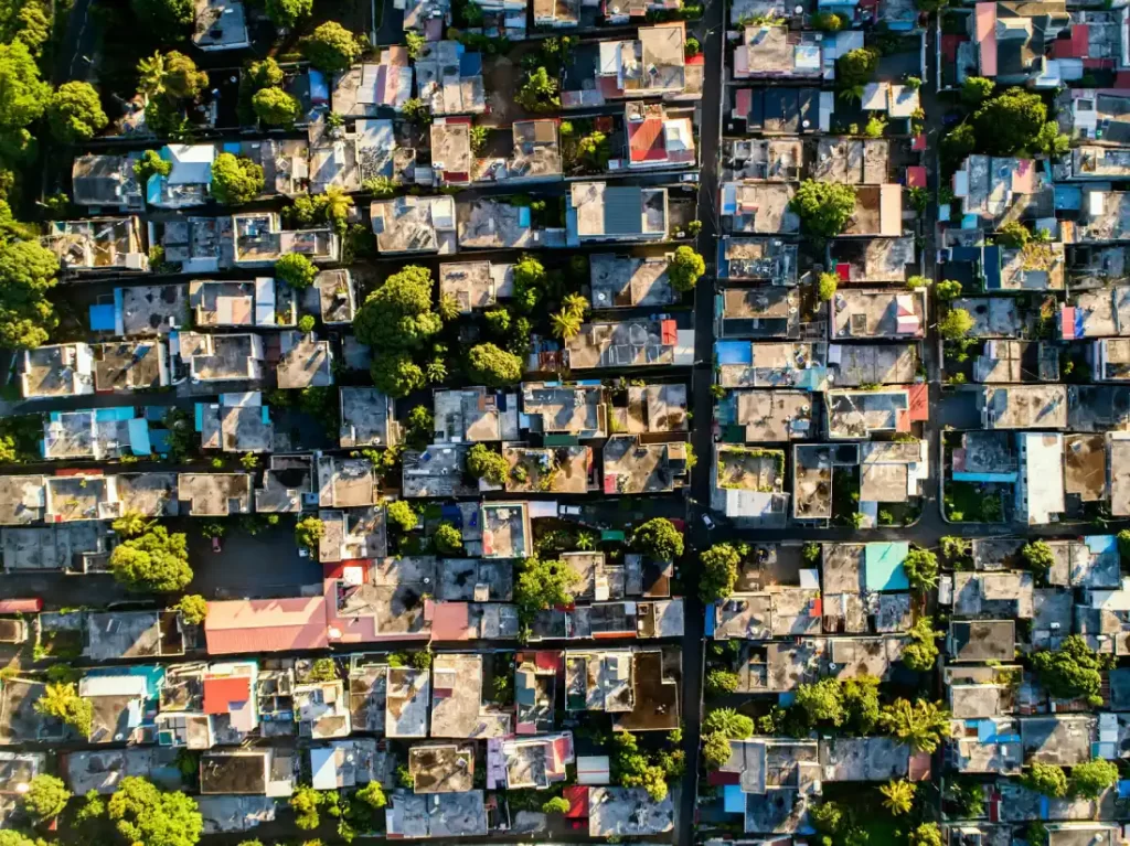 Pros and Cons of Living in Mauritius