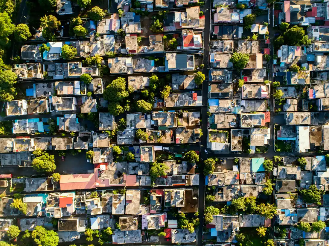 Pros and Cons of Living in Mauritius