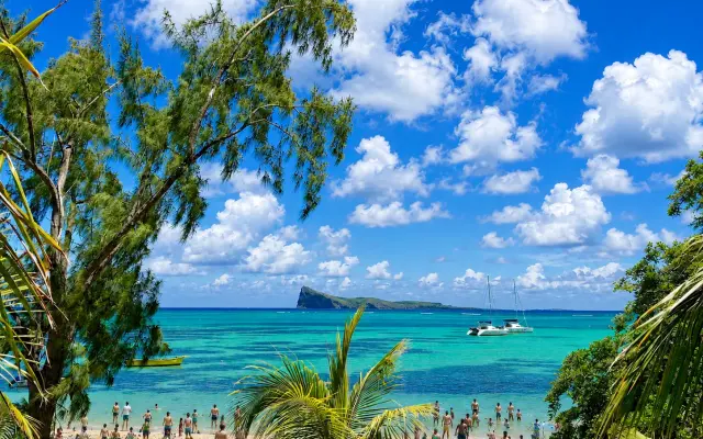 Things to Do in Grand Baie